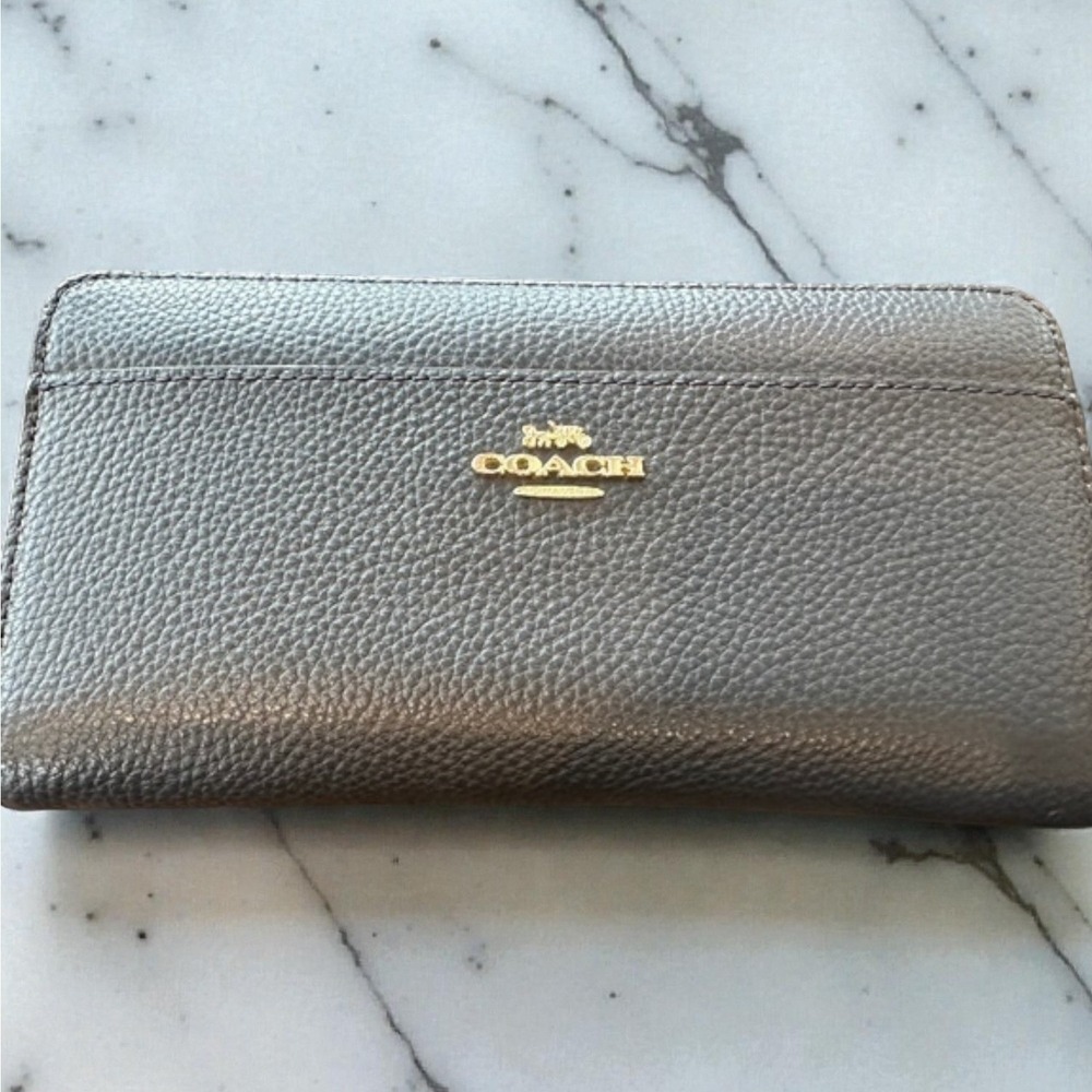 Coach Accordion Zip Wallet & Wristlet Strap Women's Heather Grey Pebbled Leather - Picture 5 of 12